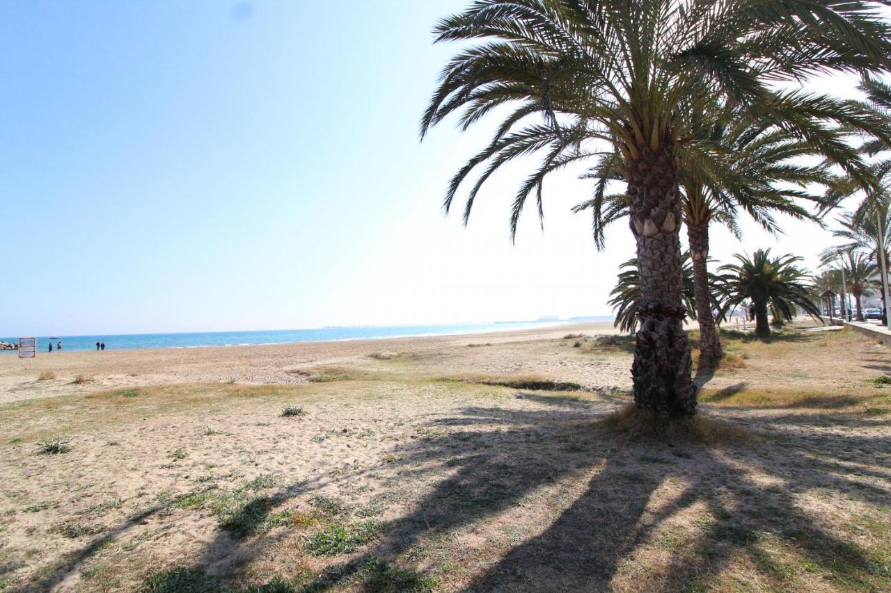 Global Properties, Los Claveles - Practico Apartamento Con Wifi En Puerto De Sagunto Ngoại thất bức ảnh
