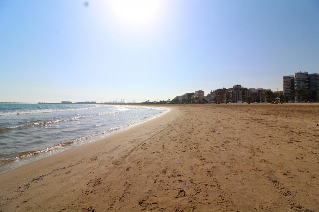 Global Properties, Los Claveles - Practico Apartamento Con Wifi En Puerto De Sagunto Ngoại thất bức ảnh